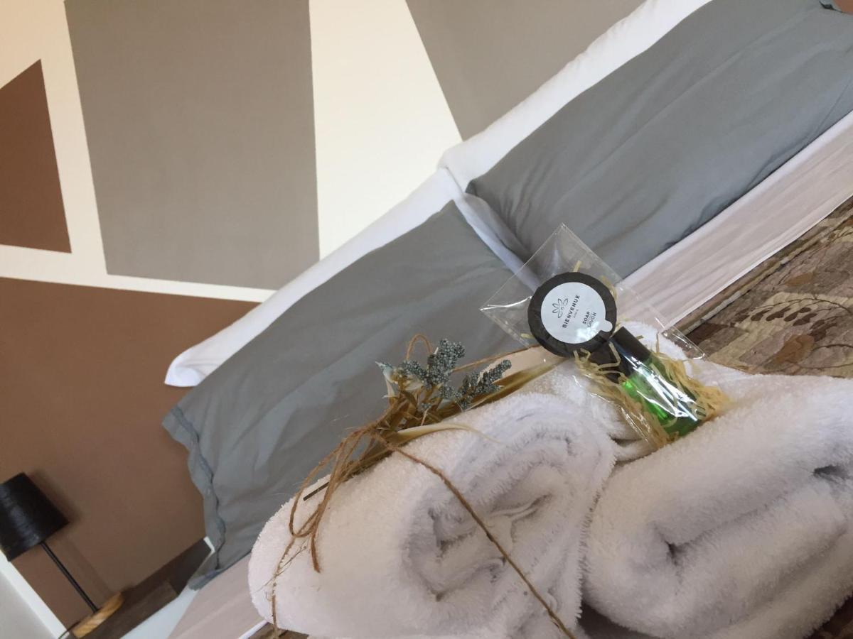 The Loft Bed & Breakfast เรจโจ ดี คาลาเบีย ภายนอก รูปภาพ