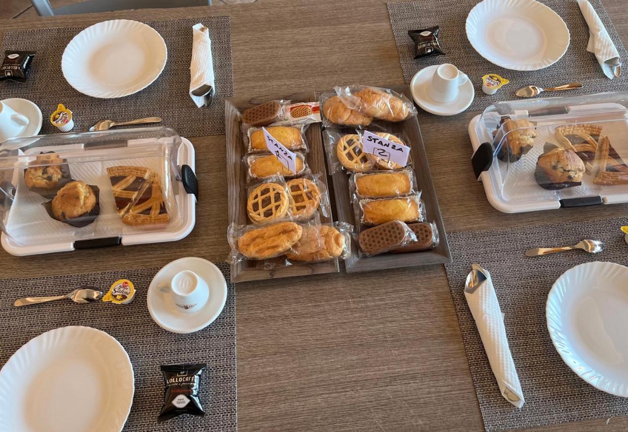 The Loft Bed & Breakfast เรจโจ ดี คาลาเบีย ภายนอก รูปภาพ